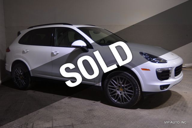 2017 Porsche Cayenne Platinum Edition AWD - 22862285 - 0