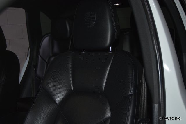 2017 Porsche Cayenne Platinum Edition AWD - 22862285 - 12