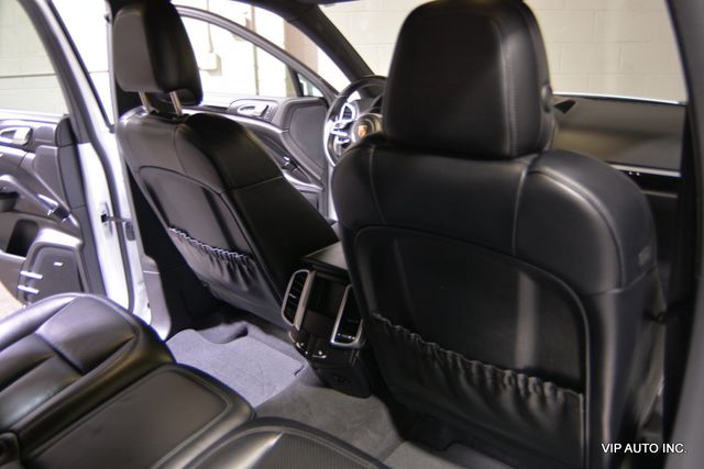 2017 Porsche Cayenne Platinum Edition AWD - 22862285 - 21