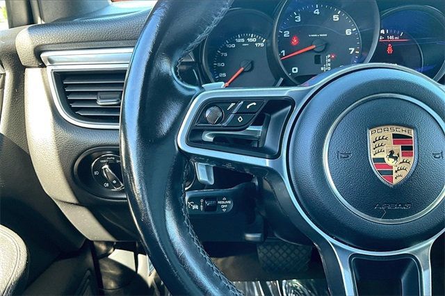 2017 Porsche Macan AWD - 22920822 - 20