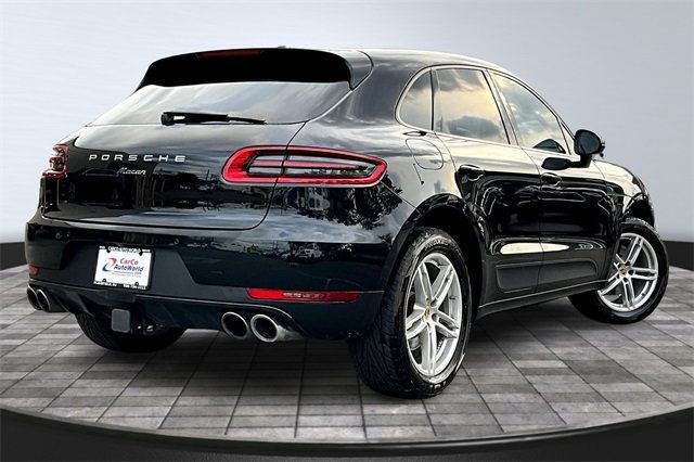 2017 Porsche Macan AWD - 22920822 - 4