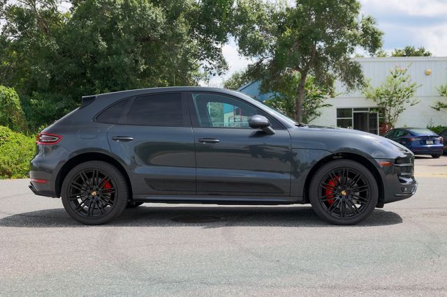 2017 Porsche Macan Turbo AWD - 22876729 - 14