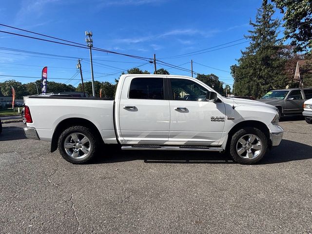 2017 Ram 1500 Big Horn 4x4 Crew Cab 5'7" Box - 22927029 - 11