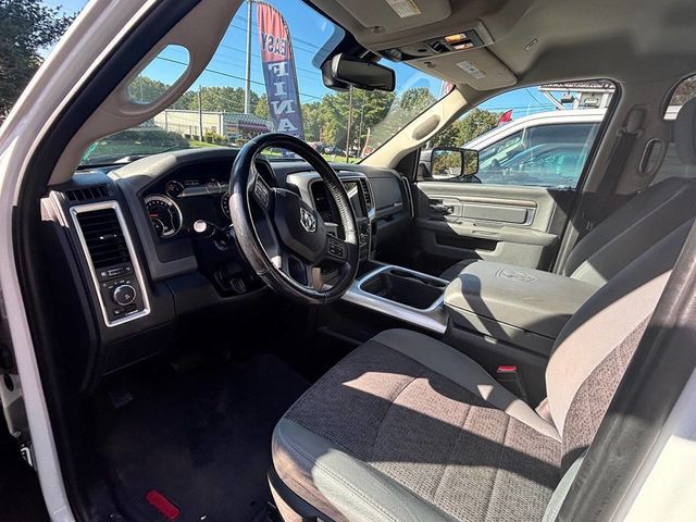 2017 Ram 1500 Big Horn 4x4 Crew Cab 5'7" Box - 22927029 - 13