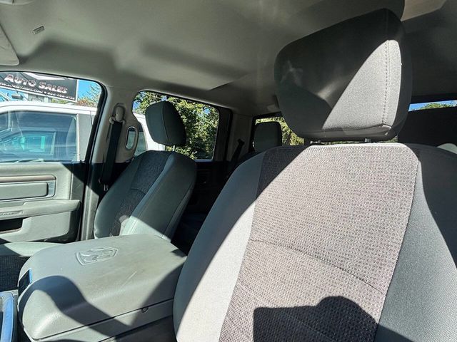 2017 Ram 1500 Big Horn 4x4 Crew Cab 5'7" Box - 22927029 - 14