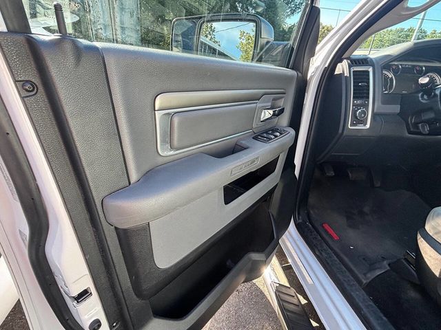 2017 Ram 1500 Big Horn 4x4 Crew Cab 5'7" Box - 22927029 - 15