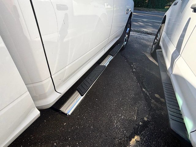 2017 Ram 1500 Big Horn 4x4 Crew Cab 5'7" Box - 22927029 - 19