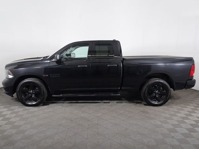 2017 Ram 1500 Express 4x4 Quad Cab 6'4" Box - 22931532 - 11