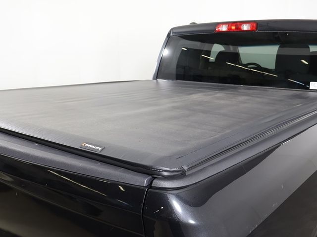 2017 Ram 1500 Express 4x4 Quad Cab 6'4" Box - 22931532 - 13
