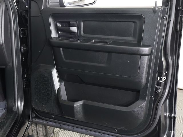 2017 Ram 1500 Express 4x4 Quad Cab 6'4" Box - 22931532 - 18