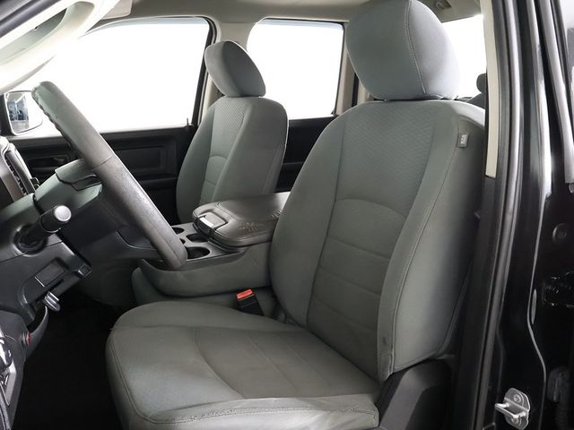 2017 Ram 1500 Express 4x4 Quad Cab 6'4" Box - 22931532 - 25