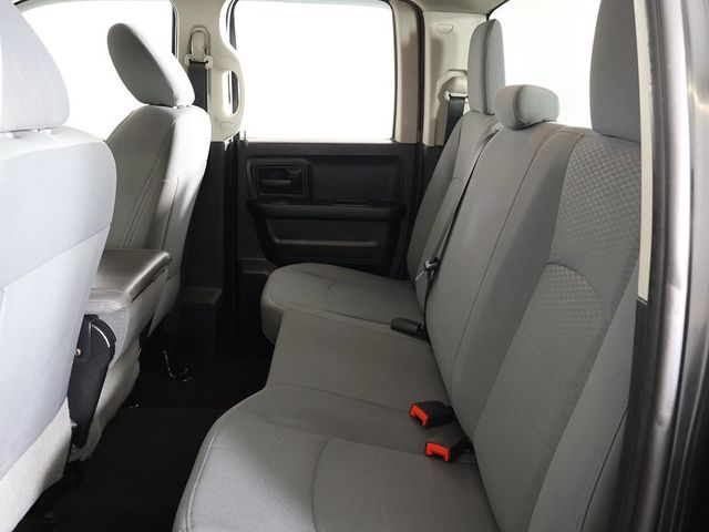 2017 Ram 1500 Express 4x4 Quad Cab 6'4" Box - 22931532 - 27