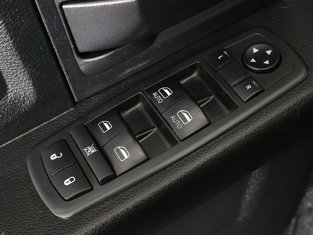 2017 Ram 1500 Express 4x4 Quad Cab 6'4" Box - 22931532 - 30