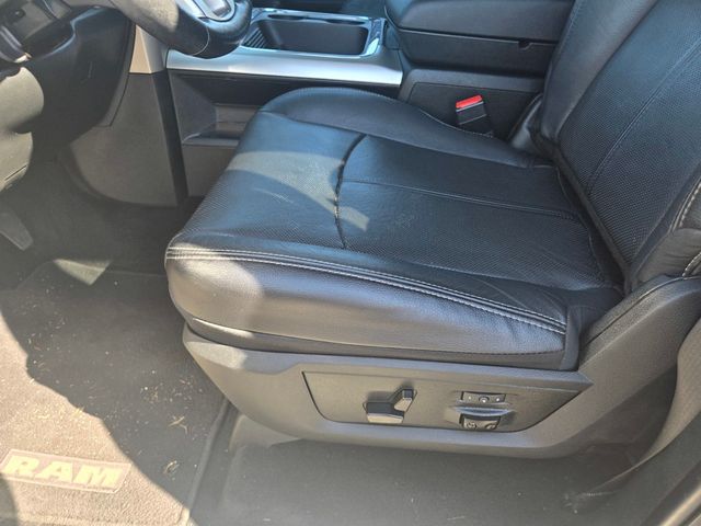 2017 Ram 1500 Laramie 4x4 Crew Cab 5'7" Box - 22929856 - 20