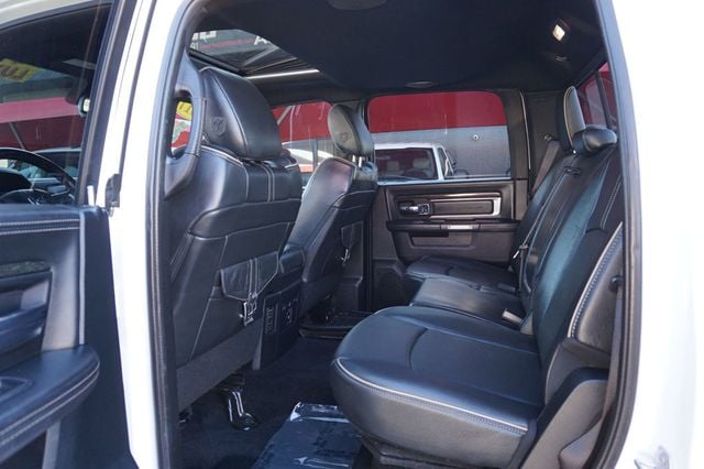 2017 Ram 1500 LARAMIE LIMITED, 4X4, MOON ROOF, LEATHER, PUSH BUTTON START - 22936825 - 16
