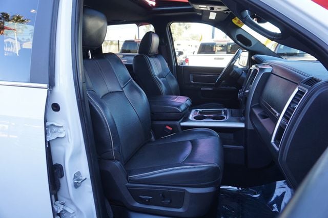 2017 Ram 1500 LARAMIE LIMITED, 4X4, MOON ROOF, LEATHER, PUSH BUTTON START - 22936825 - 19