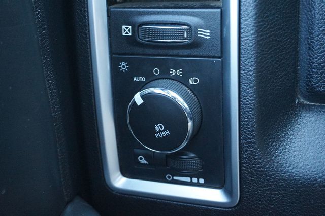 2017 Ram 1500 LARAMIE LIMITED, 4X4, MOON ROOF, LEATHER, PUSH BUTTON START - 22936825 - 22