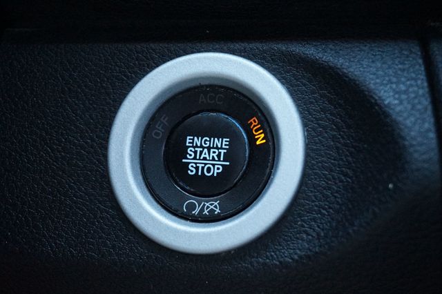 2017 Ram 1500 LARAMIE LIMITED, 4X4, MOON ROOF, LEATHER, PUSH BUTTON START - 22936825 - 25