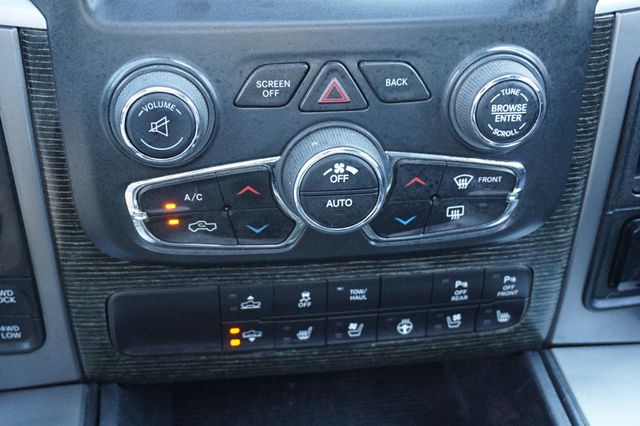 2017 Ram 1500 LARAMIE LIMITED, 4X4, MOON ROOF, LEATHER, PUSH BUTTON START - 22936825 - 35