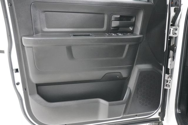 2017 Ram 1500 Tradesman 4x4 Quad Cab 6'4" Box - 22820993 - 10