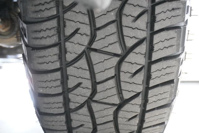 2017 Ram 1500 Tradesman 4x4 Quad Cab 6'4" Box - 22820993 - 21