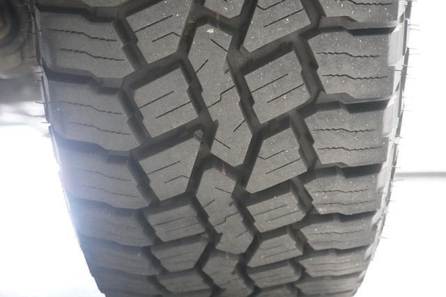 2017 Ram 1500 Tradesman 4x4 Quad Cab 6'4" Box - 22820994 - 20