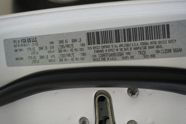 2017 Ram 1500 Tradesman 4x4 Quad Cab 6'4" Box - 22820994 - 22