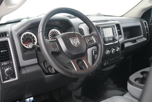 2017 Ram 1500 Tradesman 4x4 Quad Cab 6'4" Box - 22820994 - 8