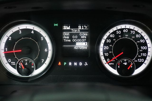 2017 Ram 1500 Tradesman 4x4 Quad Cab 6'4" Box - 22820995 - 12