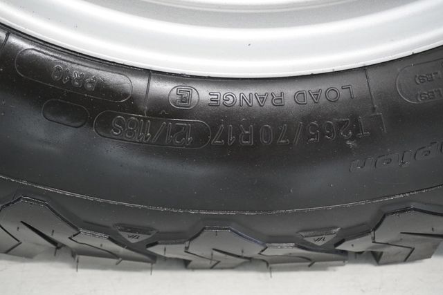 2017 Ram 1500 Tradesman 4x4 Quad Cab 6'4" Box - 22820995 - 21