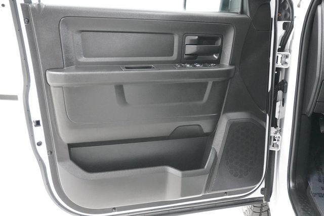 2017 Ram 1500 Tradesman 4x4 Quad Cab 6'4" Box - 22821003 - 11