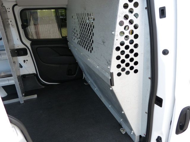 2017 Ram ProMaster City Cargo Van 2.4L 4CYL. GAS*TRADESMAN*LOW MILES*"LOADED" UPFIT PACKAGE!! - 22935855 - 19