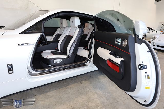 2017 Rolls-Royce Wraith Black Badge - 22872398 - 14