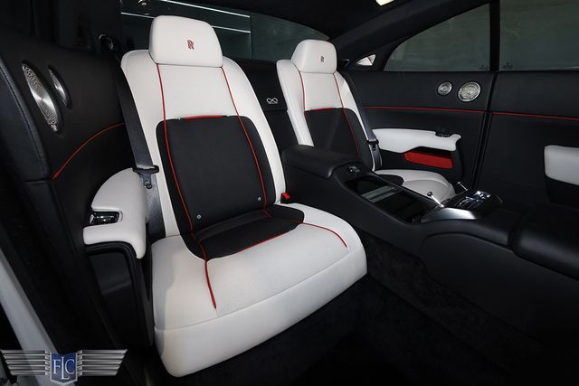 2017 Rolls-Royce Wraith Black Badge - 22872398 - 19