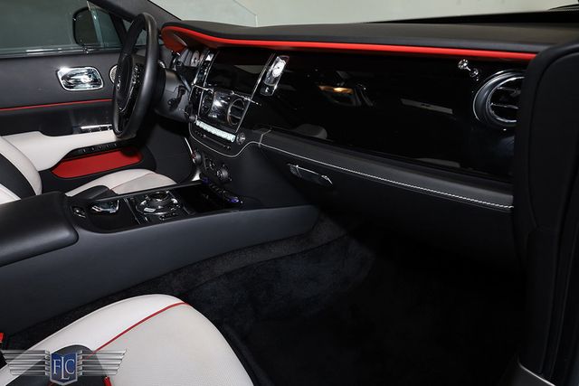 2017 Rolls-Royce Wraith Black Badge - 22872398 - 24