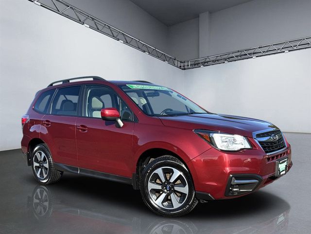2017 Subaru Forester 2.5i Premium CVT - 22931124 - 25