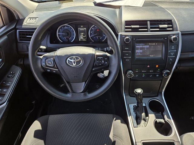 2017 Toyota Camry LE Automatic - 22914852 - 9