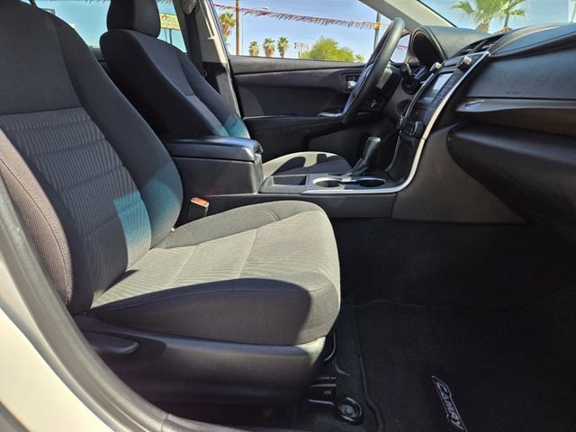 2017 Toyota Camry LE Automatic - 22914852 - 12