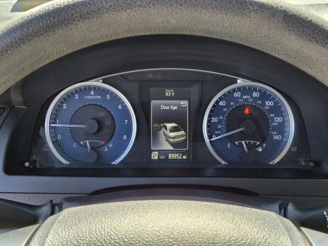 2017 Toyota Camry LE Automatic - 22917739 - 16