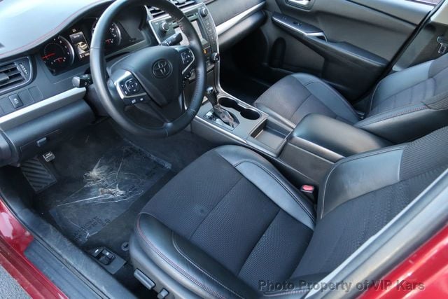 2017 Toyota Camry SE Automatic - 22011016 - 17