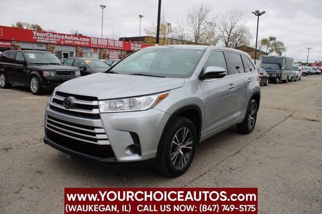 2017 Toyota Highlander LE I4 FWD - 22852092 - 0
