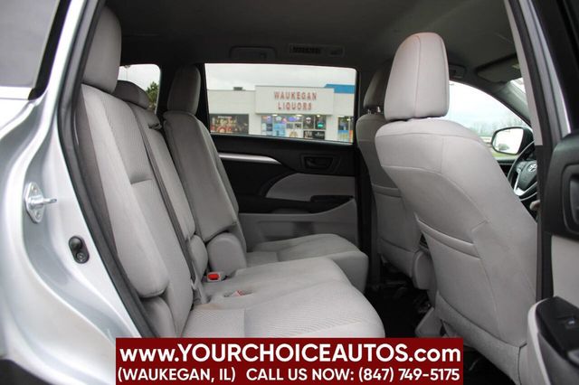 2017 Toyota Highlander LE I4 FWD - 22852092 - 14