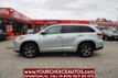 2017 Toyota Highlander LE I4 FWD - 22852092 - 7