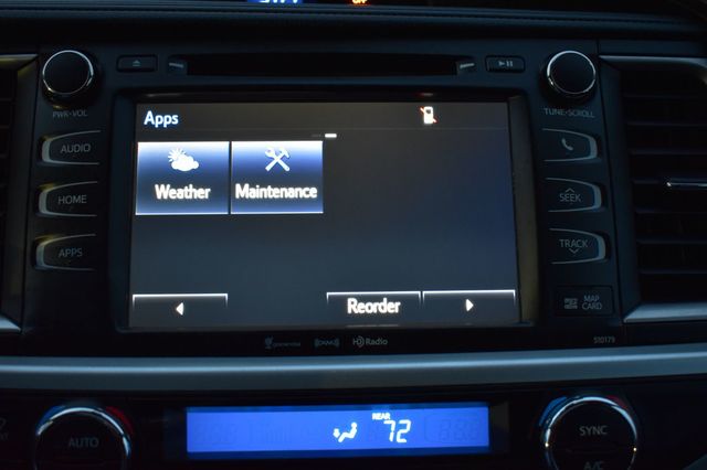 2017 Toyota Highlander XLE V6 AWD - 22937665 - 39