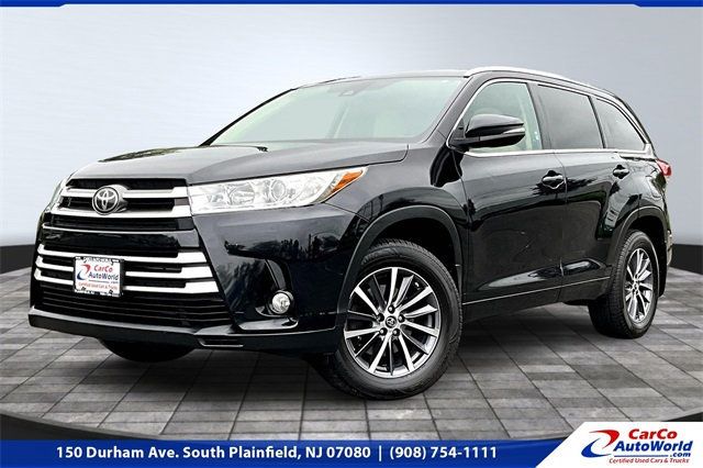 2017 Toyota Highlander XLE V6 AWD - 22866555 - 0