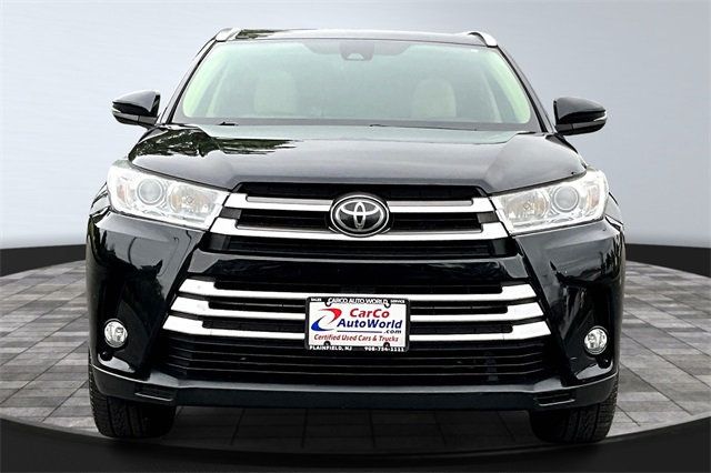 2017 Toyota Highlander XLE V6 AWD - 22866555 - 1