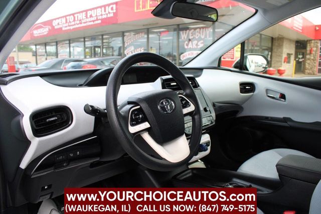 2017 Toyota Prius Two 4dr Hatchback - 22893436 - 9