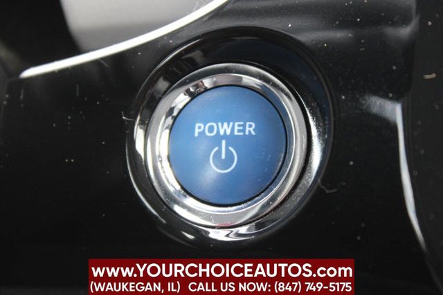 2017 Toyota Prius Two 4dr Hatchback - 22893436 - 32