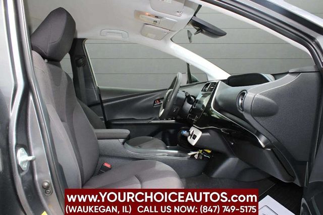 2017 Toyota Prius Two 4dr Hatchback - 22928585 - 9