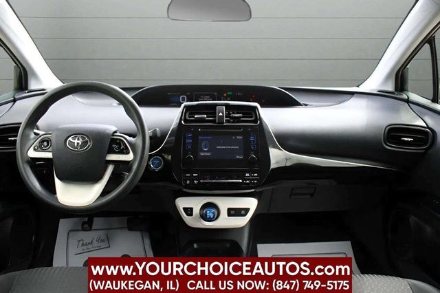 2017 Toyota Prius Two 4dr Hatchback - 22928585 - 11
